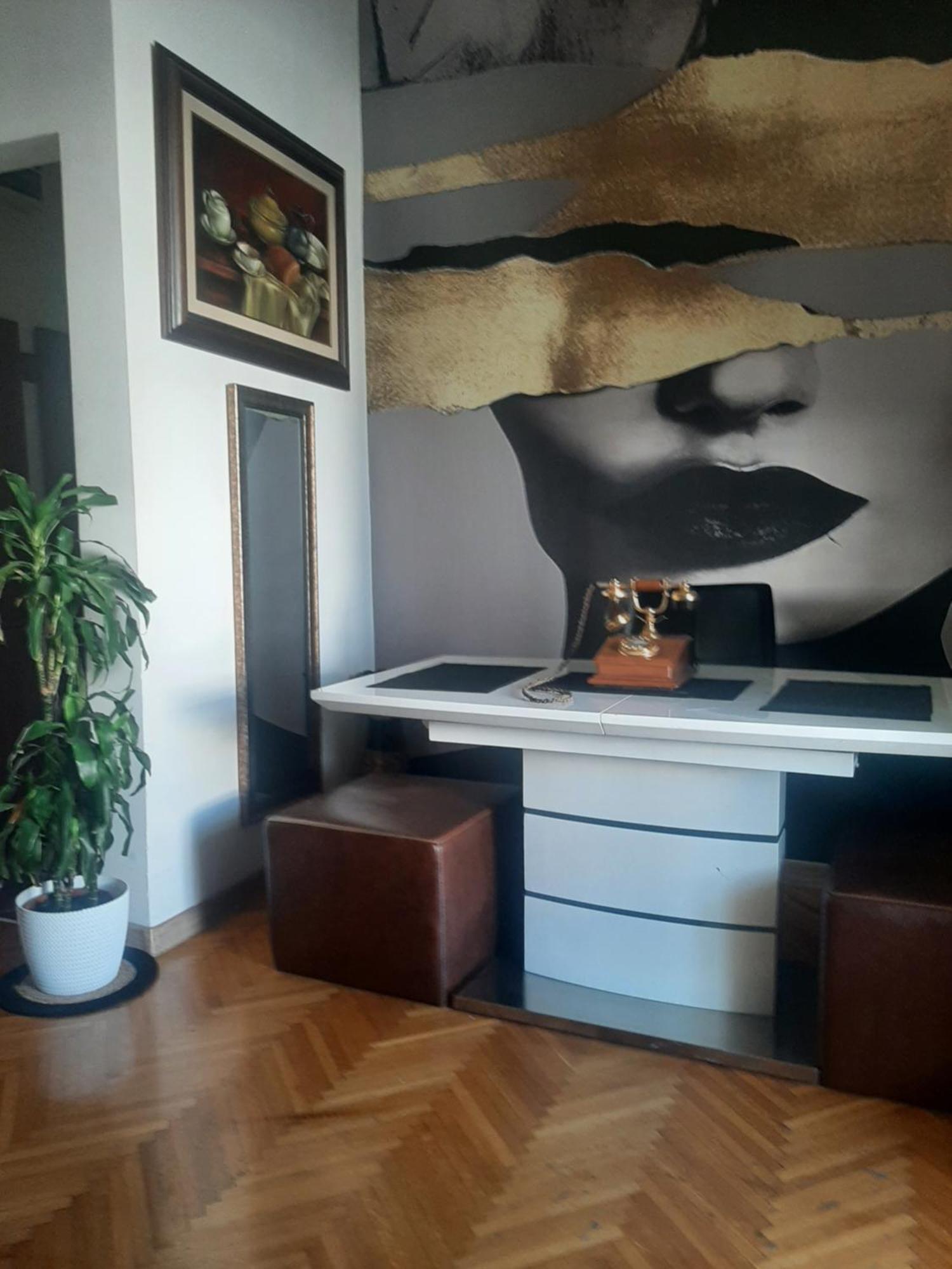 Ferienwohnung Stylish King Downtown Podgorica Exterior foto
